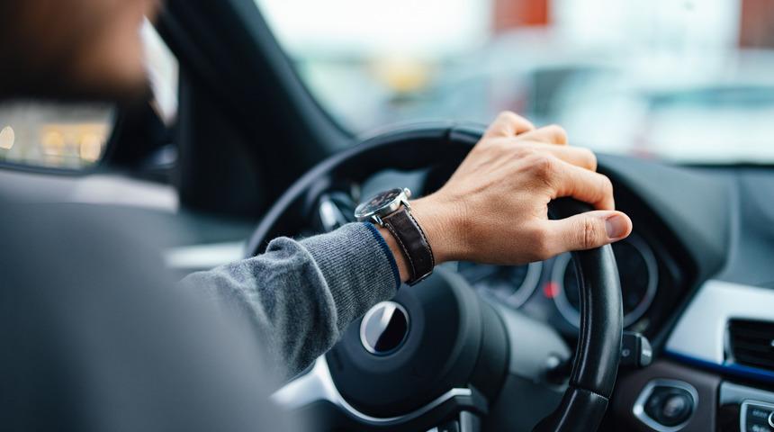 Trafikte bunu yapana hapis yolu g&ouml;z&uuml;kt&uuml;: Art arda selekt&ouml;r su&ccedil; sayıldı