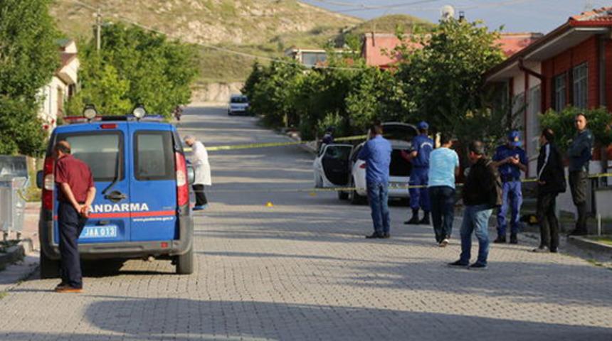 Nevşehir'de Uzman &Ccedil;avuş, kendisinden boşanmak isteyen eşini vurarak &ouml;ld&uuml;rd&uuml;
