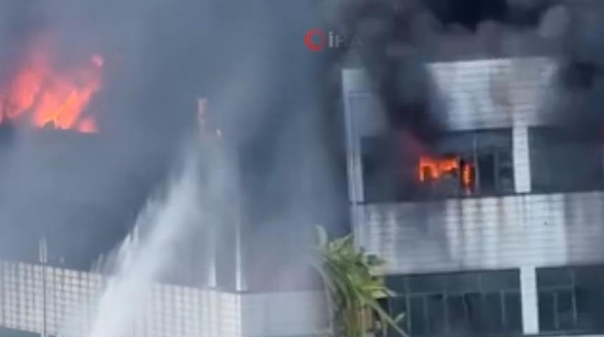 Can pazarı yaşandı! &Ccedil;in'de yangın felaketi: 28 kişi hayatını kaybetti