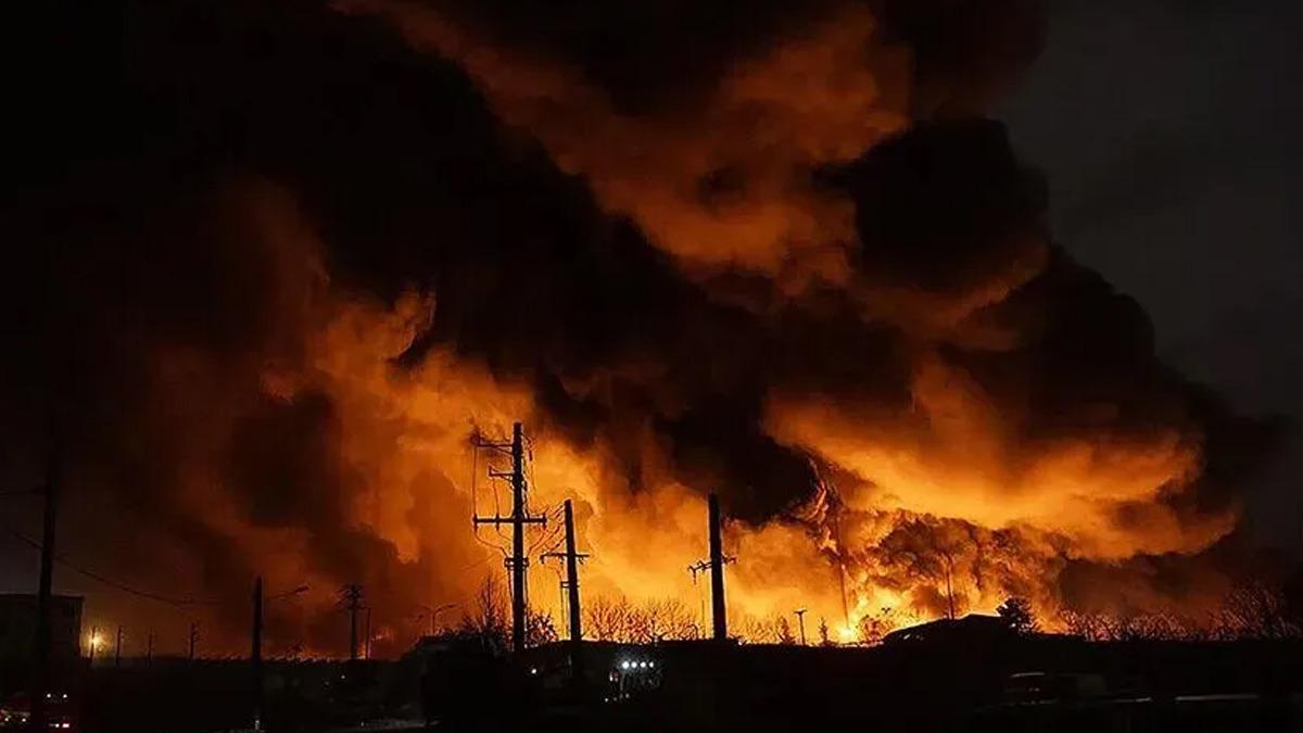 İran basını duyurdu! İran da peş peşe patlama sesleri 2