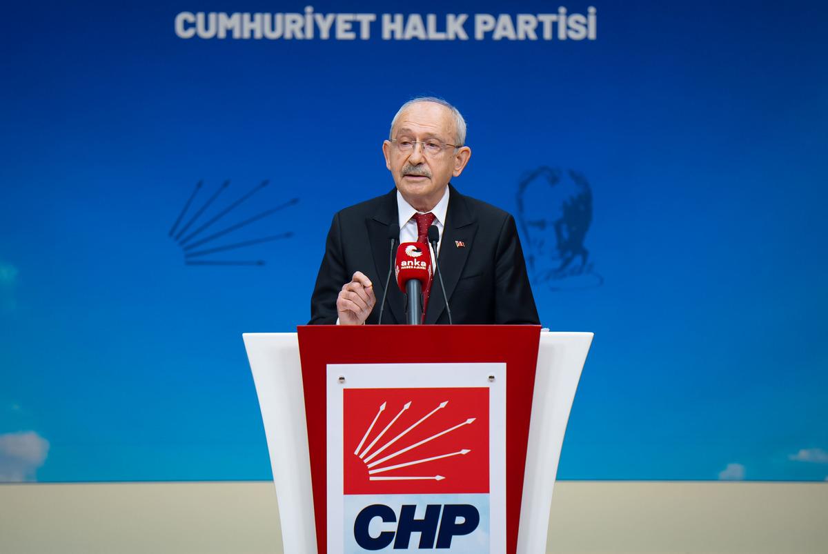 CHP de taşları oynatacak g&uuml;n bug&uuml;n! "&Ouml;zg&uuml;r &Ouml;zel g&ouml;revden alınacak" iddiası 2