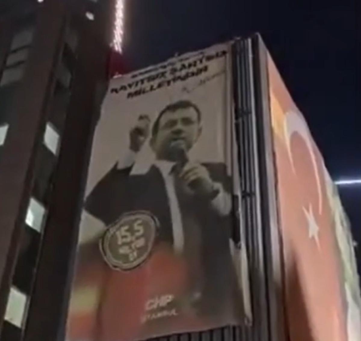 CHP İstanbul da poster krizi! Polis binaya girdi, gece boyu gerginlik düşmedi 2