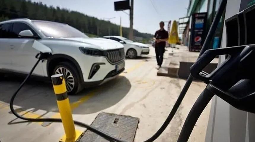 K&uuml;resel elektrikli ara&ccedil; satışları haziranda y&uuml;zde 7 artışla 2 milyona ulaştı