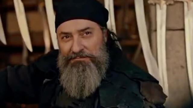 Gündüz oyuncu gece taksici! Emin Balcı direksiyon başında saldırıya uğradı