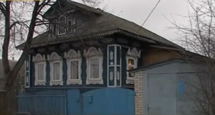 1 yaşındaki kızını bu evde terk edip gitmişti! 10 yıl sonra gördüğünde gözlerine inanamadı G3