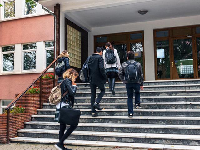 İşte en y&uuml;ksek puanlı liseler ve taban puanları
