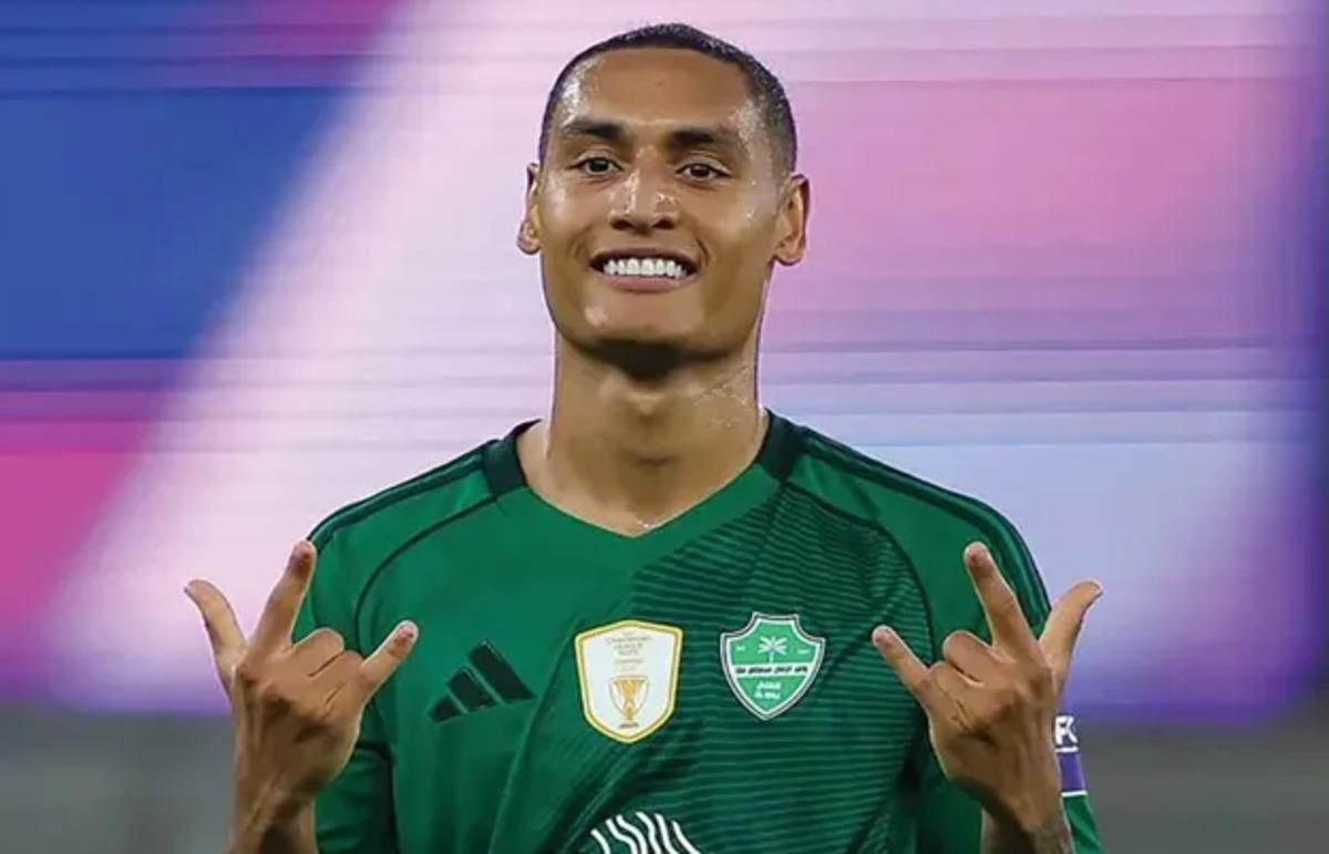 Galatasaray durdu durdu bombayı patlatıyor! Çifte yıldız aynı anda 2