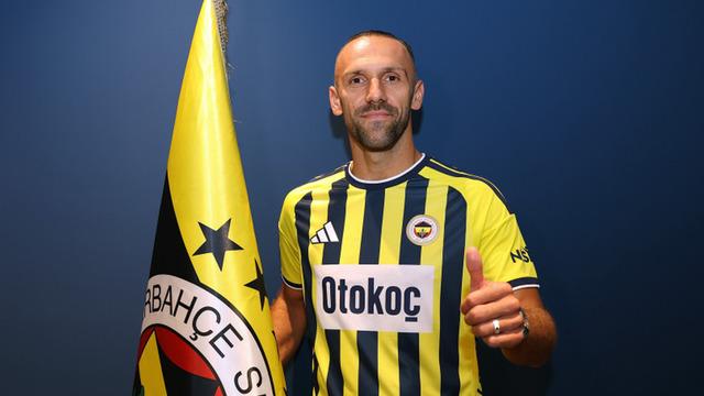 Fenerbahçe'de çifte müjde! Vedat Muriqi sahaya iniyor, Ake kampa katılıyor...