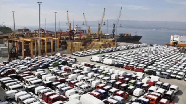 Türkiye'nin ticari araç ihracatı ilk 6 ayda yüzde 6,45 arttı