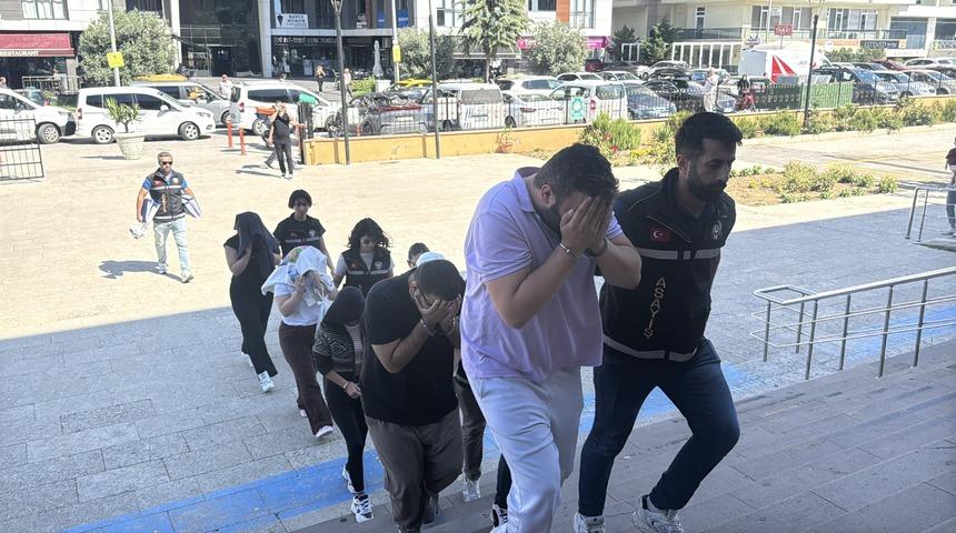 Edirne merkezli fuhuş operasyonunda 6 ş&uuml;pheli yakalandı