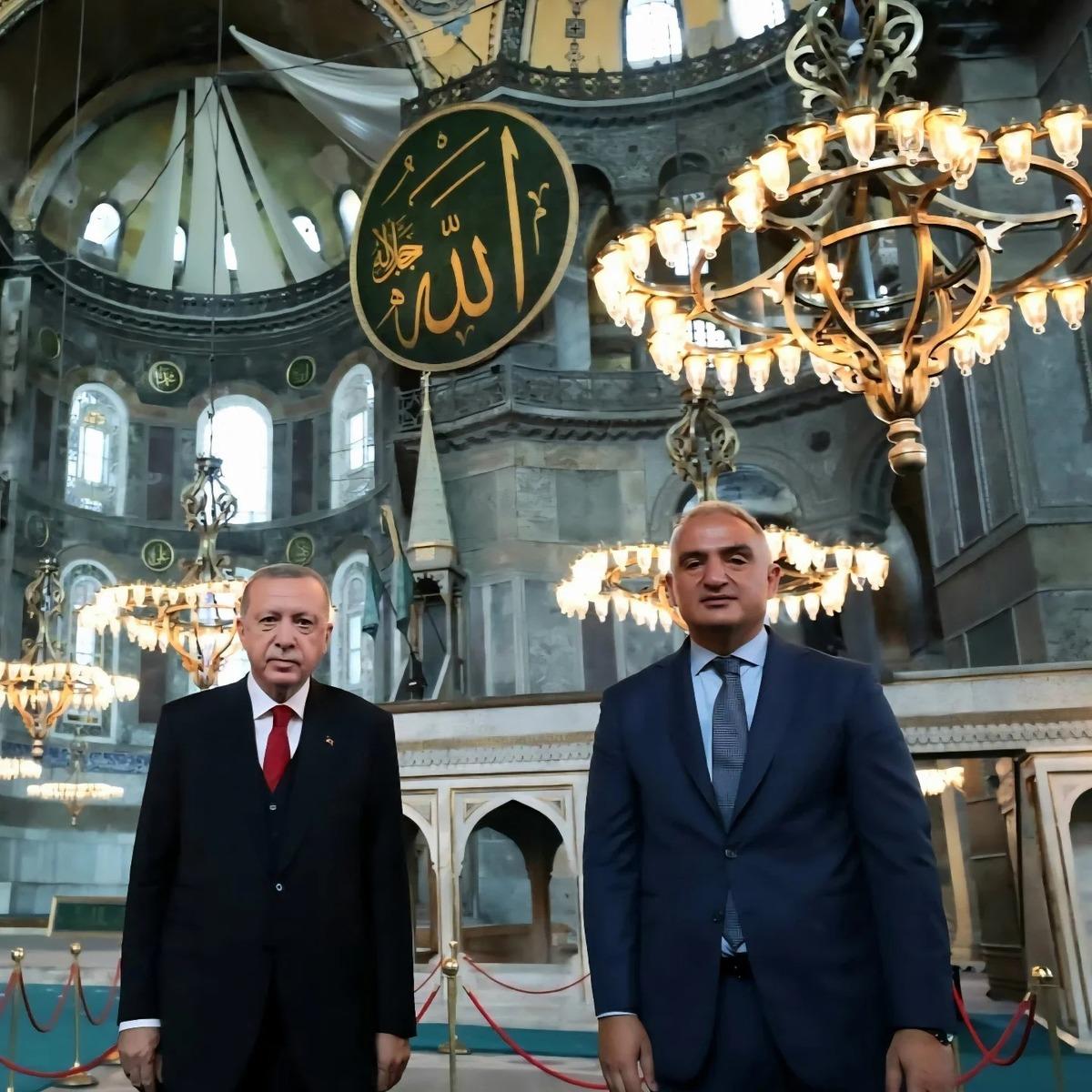 Ayasofya nın yeniden ibadete a&ccedil;ılışının 6. yılına &ouml;zel paylaşım! 2