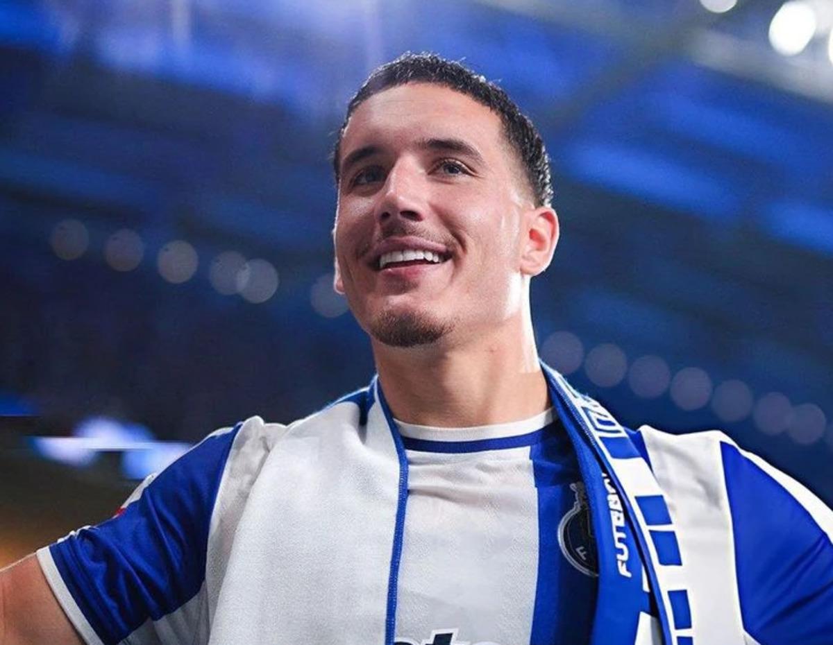 Fenerbah&ccedil;e ve Galatasaray, Deniz G&uuml;l transferinde karşı karşıya! 3