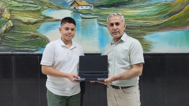 LGS de ağabeyinin izinden giderek 500 tam puan aldı 3