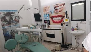 Şanlıurfa'da ruhsatsız 2 diş kliniği m&uuml;h&uuml;rlendi