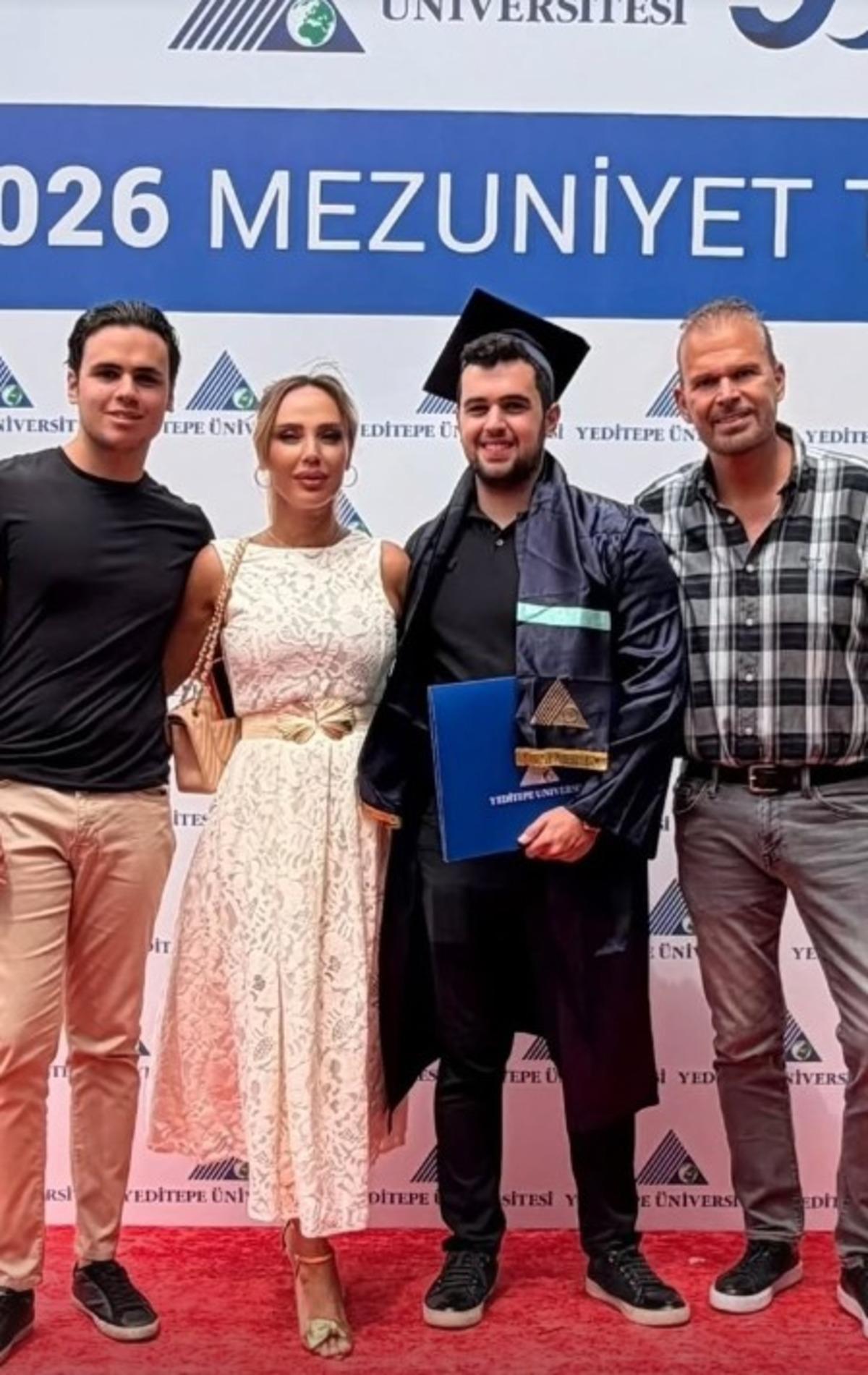 Safiye Soyman ın torunu Ali mezun oldu! Görenler aynı şeyi söyledi 3