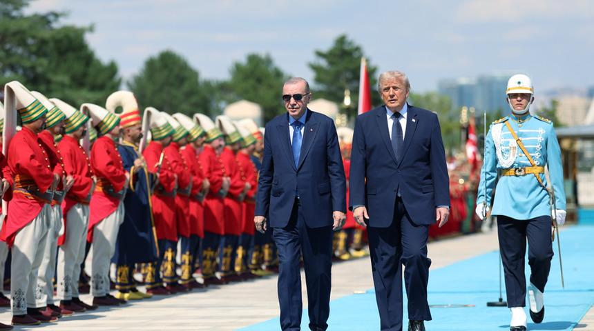 Ankara'daki NATO Zirvesi'nde 'mehter' r&uuml;zgarı: İşte Mehter marşının bilinmeyen hikayesi