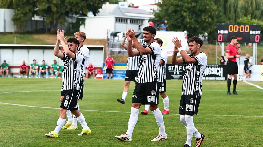 Beşiktaş hazırlık ma&ccedil;ında tek golle kazandı! Yeni transfer sahneye &ccedil;ıktı