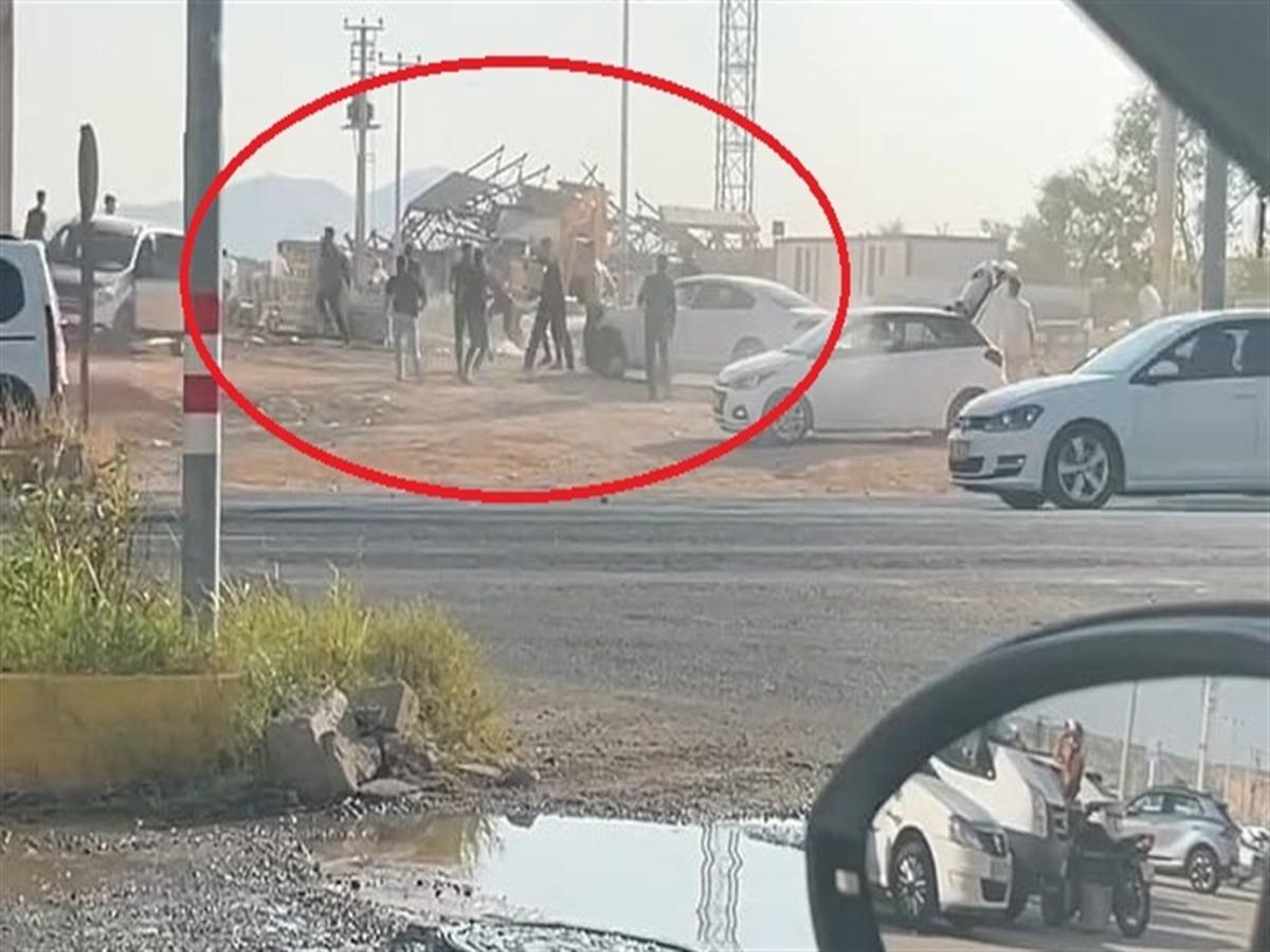 Diyarbakır’da taşlı, sopalı kavga kamerada: 2 yaralı 2