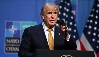 İran'a b&uuml;y&uuml;k g&ouml;zdağı! Trump 'tamamen yok etmeye hazırız' diyerek duyurdu