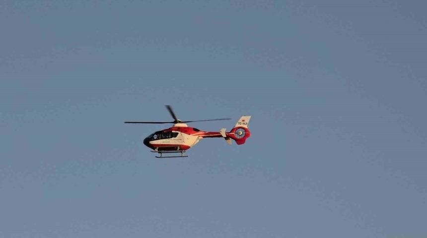 Hava ambulansları 10 yaşındaki &ccedil;ocuk i&ccedil;in seferber oldu