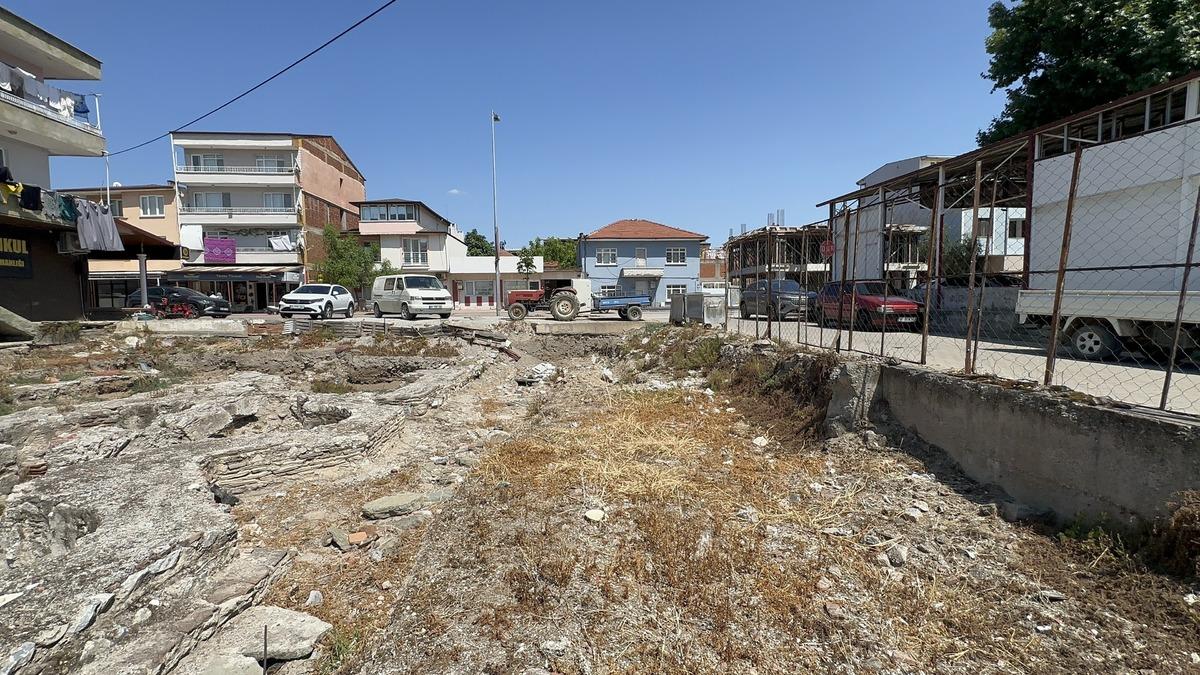 Tesadüfen bulunmuştu: Roma dönemi kalıntısı çöplük olmuş! 3