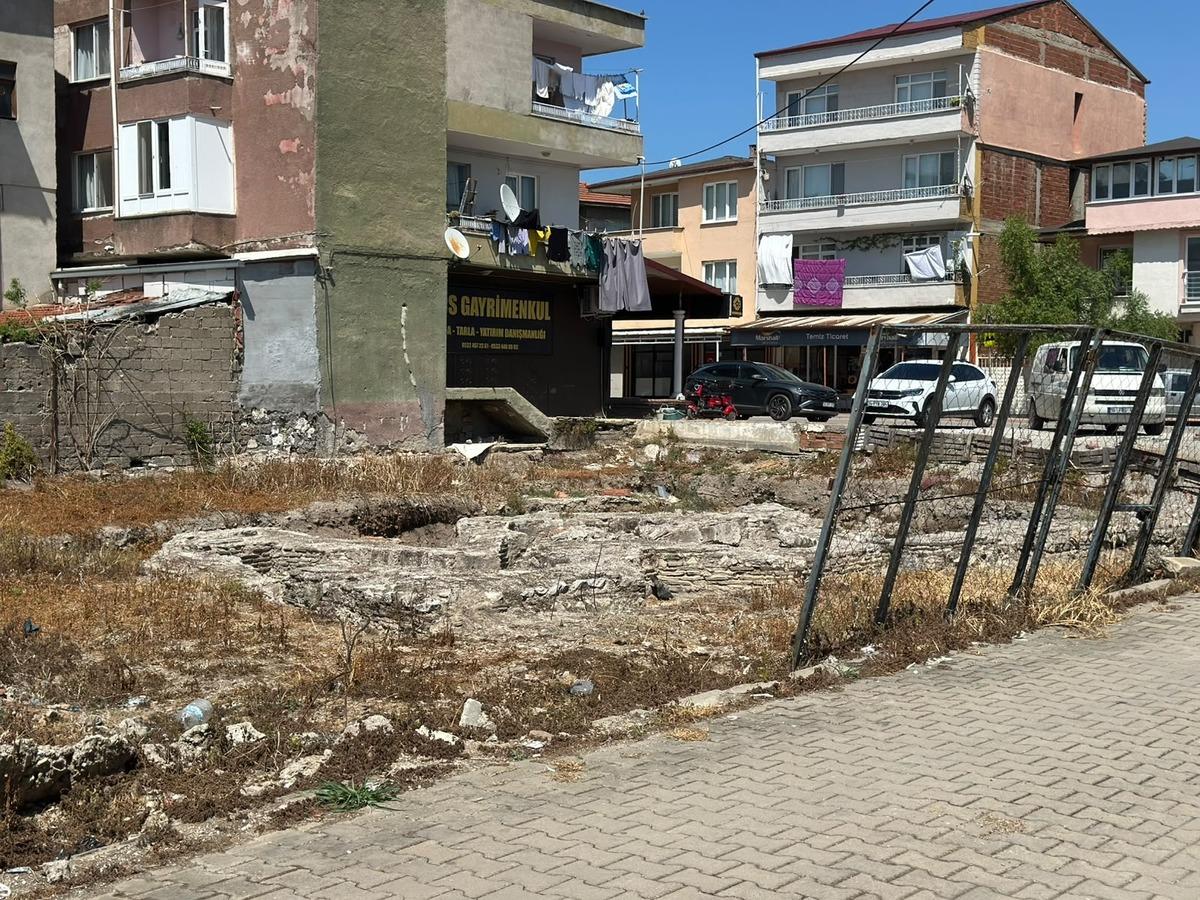 Tesadüfen bulunmuştu: Roma dönemi kalıntısı çöplük olmuş! 4