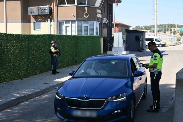 Gaziantep&rsquo;te 25 aranan şahıs yakalandı 2