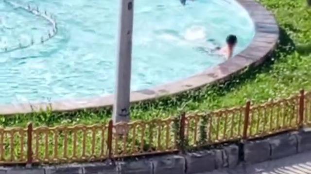Erzurum’da sıcaklıktan bunalan çocuklar bakın ne yaptı