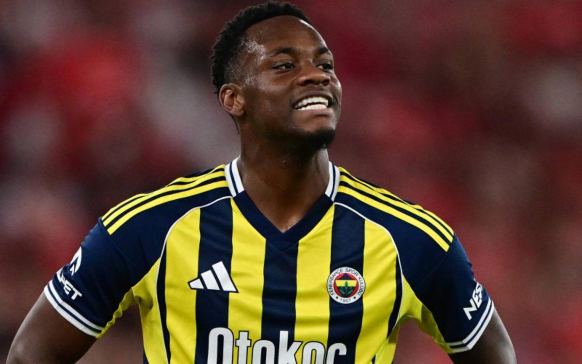 Galatasaray ın Jhon Duran operasyonunda şok kriz! Al Nassr ile masada ipler koptu... 1