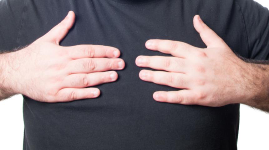 Erkeklerin kabusu: Meme b&uuml;y&uuml;mesi!