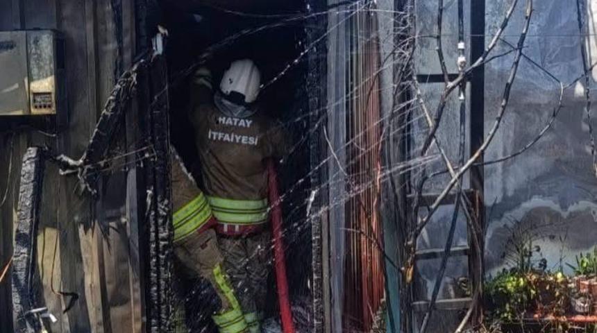 Antakya&rsquo;da konteyner yangını