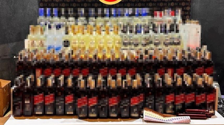 Bursa&rsquo;da sahte i&ccedil;ki operasyonu: 370 şişe sahte i&ccedil;ki ve 600 litre etil alkol ele ge&ccedil;irildi