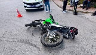 Tavşanlı&rsquo;da otomobil ile motosiklet &ccedil;arpıştı: 1 yaralı