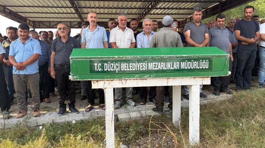 Osmaniye'de iş kazasında hayatını kaybeden stajyer &ouml;ğrenci g&ouml;zyaşlarıyla defnedildi