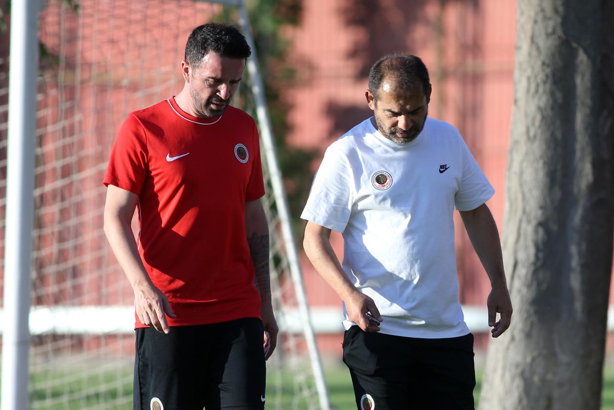 Gökhan Gönül başladığı yere geri döndü! İşte yeni görevi 1