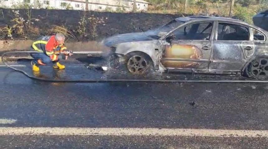 Bing&ouml;l&rsquo;de seyir halindeki otomobil alevlere teslim oldu