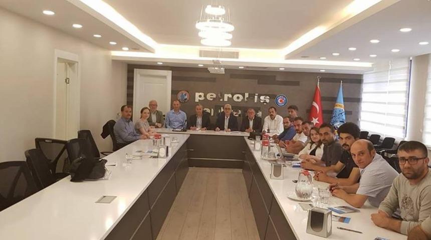 Kırşehir'de Petlas işçisine yüzde 18 zam