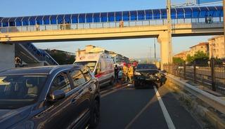 D&uuml;zce&rsquo;de zincirleme kaza: 1 &ouml;l&uuml;, 1 yaralı