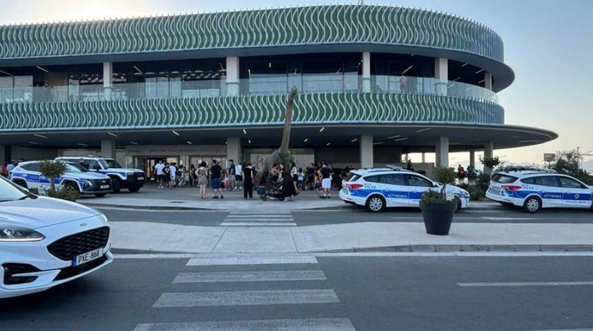 GKRY'de bombalı saldırı tehdidi alarmı: İki bina tahliye edildi