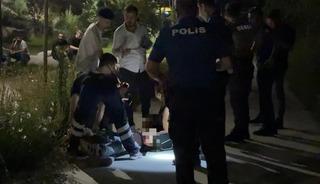 Kayseri'de parkta bı&ccedil;aklı kavga: 1&rsquo;i ağır, 3 yaralı