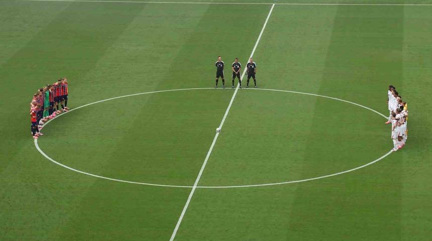 FIFA D&uuml;nya Kupası ma&ccedil;larında Jayden Adams unutulmadı
