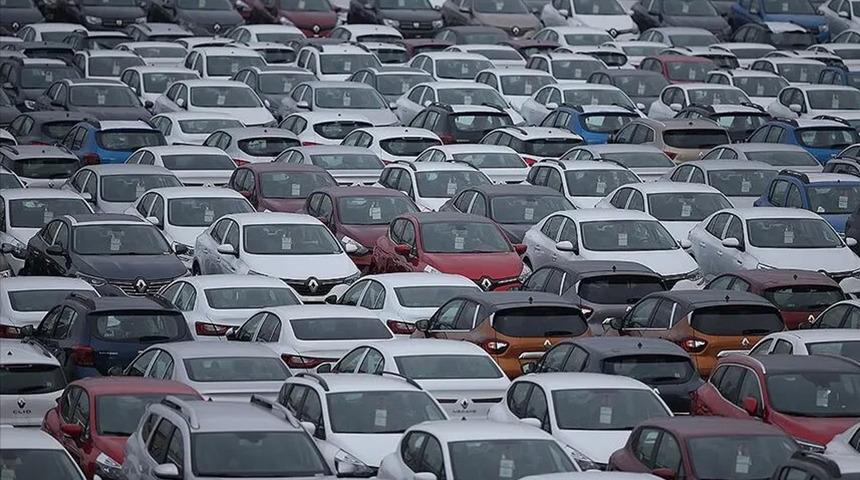 T&uuml;rkiye'den yılın yarısında 82 &uuml;lkeye binek otomobil ihra&ccedil; edildi