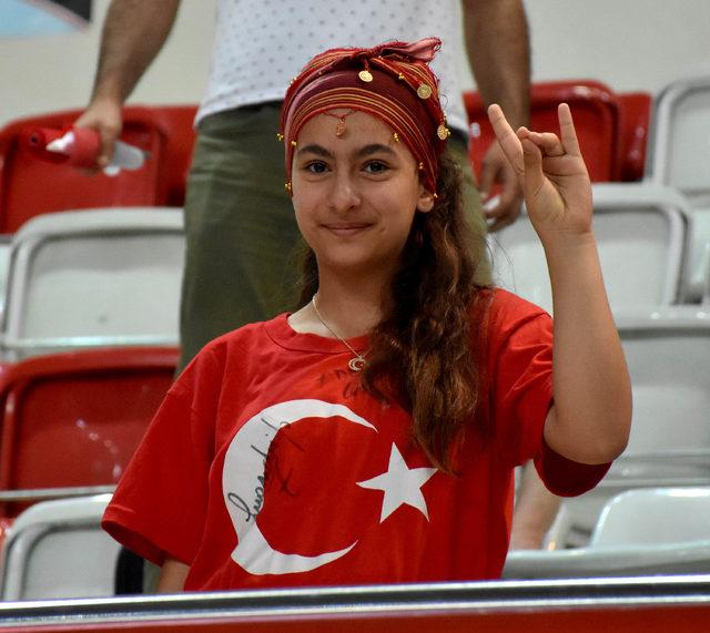 Bahçeli: Apolet sökecek müptezel anasından doğmadı 3