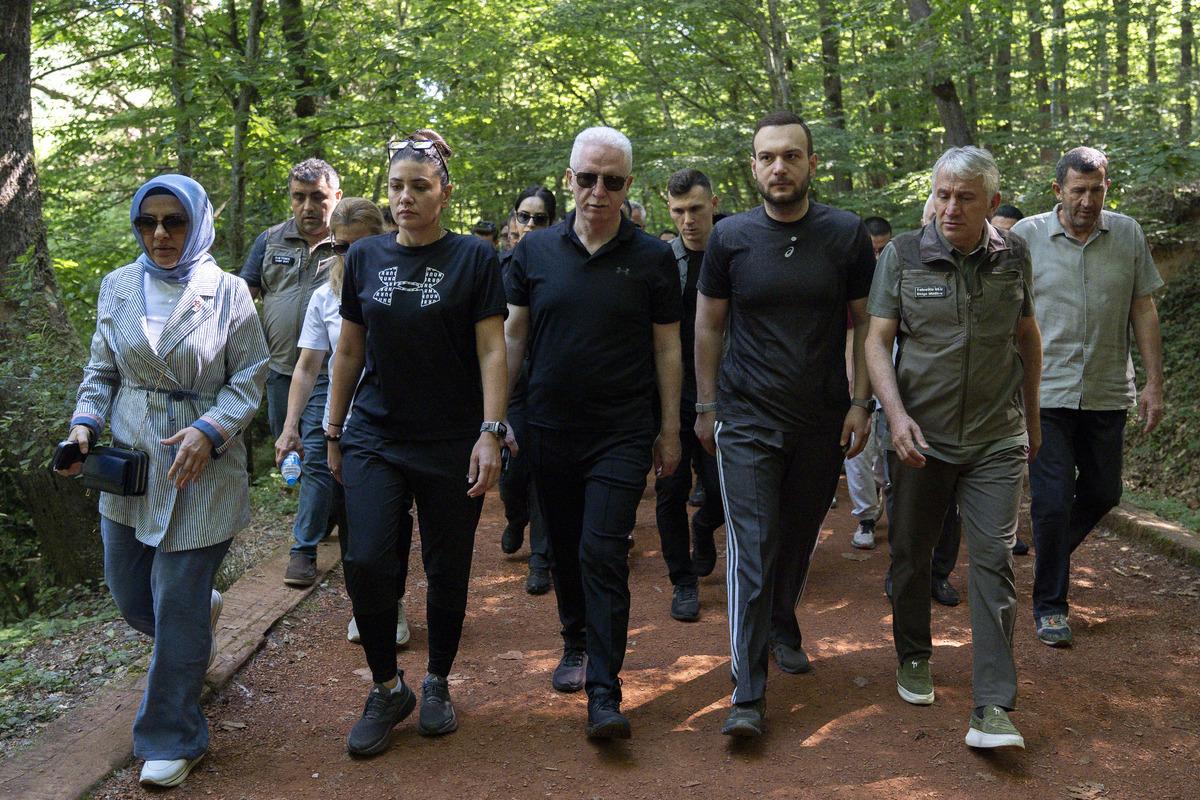 İstanbul da "Geleceğe İz Bırak-Orman Buluşması" etkinliği d&uuml;zenlendi 1