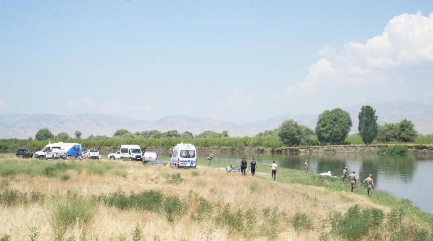 10 yaşındaki Berat'tan &uuml;&ccedil; g&uuml;nd&uuml;r haber yok