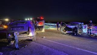 Malatya'da hafif ticari ara&ccedil; ile otomobilin &ccedil;arpışması sonucu 6 kişi yaralandı
