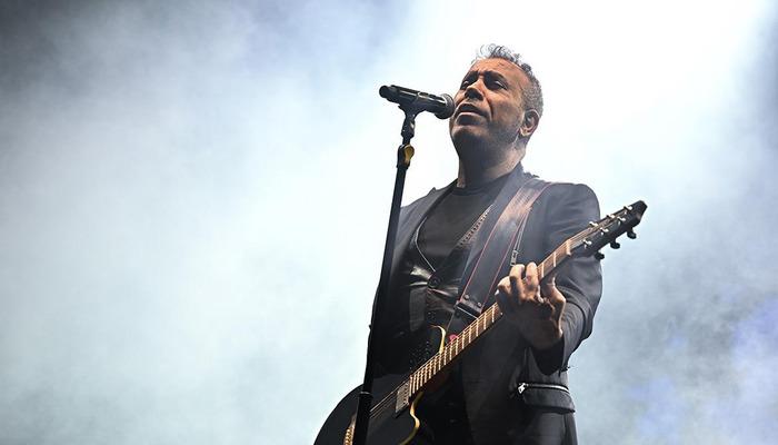 Haluk Levent'in asistanıyla mesajlaşmaları &ccedil;ıktı: 'Bana ağlayarak mesaj at'