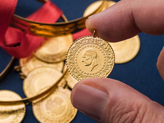 Altın fiyatları ne kadar oldu, d&uuml;şt&uuml; m&uuml; arttı mı? 13 Temmuz 2026 gram, &ccedil;eyrek, Cumhuriyet altını...