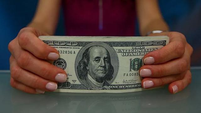 Cari a&ccedil;ık mayısta 1,46 milyar dolar oldu! Son 7 ayın en d&uuml;ş&uuml;k seviyesi