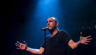 Haluk Levent'in &uuml;zerinden 4 telefon &ccedil;ıktı! Şifrelerini vermedi